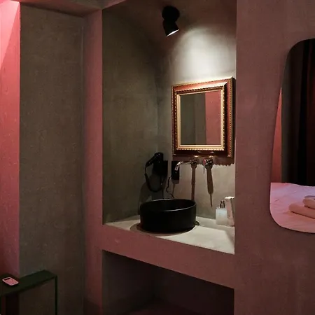 Paradox Thessalonique