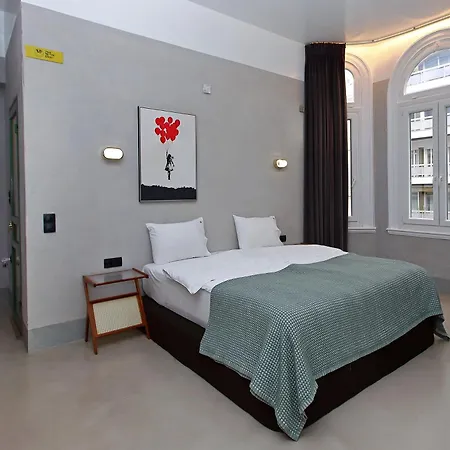 Paradox Aparthotel 4*