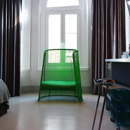 Paradox Aparthotel