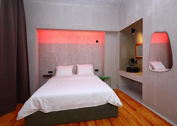 Aparthotel Paradox 4*